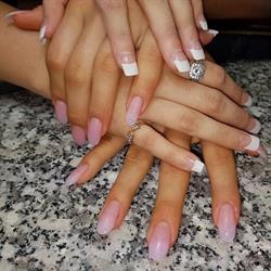 City Nails