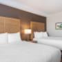 Guest room with two beds Guest room with two beds