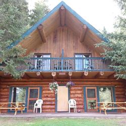 Helmcken Falls Lodge