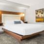 King Bed King Bed