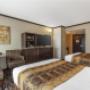 Double Room Double Room