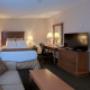 1 Queen Bed with Kitchenette and River View 1 Queen Bed with Kitchenette and River View