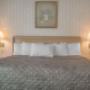Spacious guest room Spacious guest room