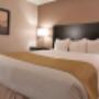 Queen Bed with Kitchenette and Living Room Queen Bed with Kitchenette and Living Room