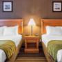 Guest room with queen beds Guest room with queen beds
