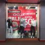 Chargé par visiteur le 2017-08-09 - International Clothiers Vaughan Mills Chargé par visiteur le 2017-08-09 - International Clothiers Vaughan Mills