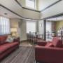 Spacious lobby with sitting area Spacious lobby with sitting area