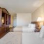Guest room with queen bed(s) Guest room with queen bed(s)