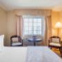 Guest room with queen bed(s) Guest room with queen bed(s)