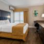 Queen room Queen room
