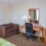 Guest room with sitting area Guest room with sitting area