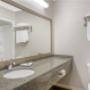 Queen Room Bath Queen Room Bath