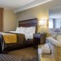 Spacious suite with whirlpool bathtub Spacious suite with whirlpool bathtub