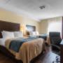 Spacious room with queen beds Spacious room with queen beds