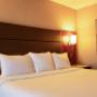King Bed King Bed