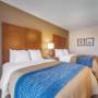 Guest room with queen beds Guest room with queen beds