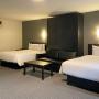 Guest room with queen bed(s) Guest room with queen bed(s)