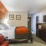 Guest room with king bed Guest room with king bed