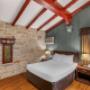 Guest room with queen bed(s) Guest room with queen bed(s)