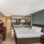 Guest room with queen bed(s) Guest room with queen bed(s)