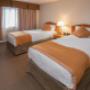 Executive Suite Queen, 2 twins Executive Suite Queen, 2 twins