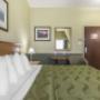 Spacious guest room Spacious guest room