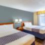 Guest room with queen bed(s) Guest room with queen bed(s)