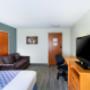 Guest room with queen bed(s) Guest room with queen bed(s)