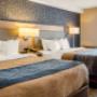 Spacious room with queen beds Spacious room with queen beds