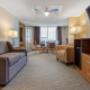 Queen suite Queen suite