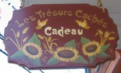 TRÉSORS CACHÉS