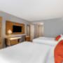 Guest room with queen bed(s) Guest room with queen bed(s)