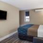 Guest room with king bed(s) Guest room with king bed(s)