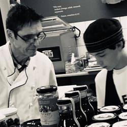 Le Coin Des Gourmets in Otterburn Park