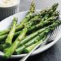 GRILLED ASPARAGUS - hollandaise sauce GRILLED ASPARAGUS - hollandaise sauce