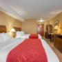 Guest room with queen beds Guest room with queen beds