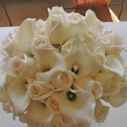 Thoughtful Gifts And Flowers