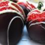 Chargé par visiteur le 2015-10-29 - chocolate dipped strawberry bella chocolatier chatham Ontario Chargé par visiteur le 2015-10-29 - chocolate dipped strawberry bella chocolatier chatham Ontario