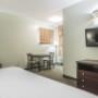 Spacious guest room Spacious guest room