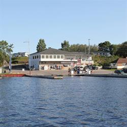 St Amant's Waterfront Inn & Marina