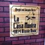 Chargé par visiteur le 2016-04-19 - custom wood sign Chargé par visiteur le 2016-04-19 - custom wood sign