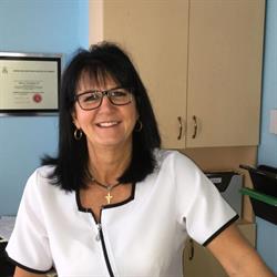 Manon Lamontagne - Denturologiste Inc
