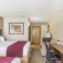 Spacious room with queen beds Spacious room with queen beds