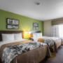 Spacious room with queen beds Spacious room with queen beds