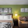 Guest room with sofa sleeper Guest room with sofa sleeper
