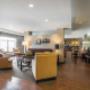 Spacious lobby with sitting area Spacious lobby with sitting area