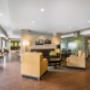 Spacious lobby with sitting area Spacious lobby with sitting area
