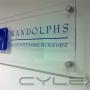 Chargé par visiteur le 2016-05-31 - Clear acrylic sign with vinyl applied to reverse and fixed with stand-away fixings. Chargé par visiteur le 2016-05-31 - Clear acrylic sign with vinyl applied to reverse and fixed with stand-away fixings.