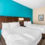 2 Queen Bed Room 2 Queen Bed Room