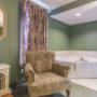Guest room with whirlpool bathtub Guest room with whirlpool bathtub